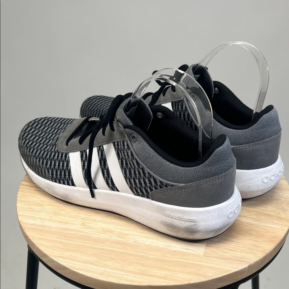 Adidas Men's Black/Grey Cloud foam Race Shoes Comfort Casual  Size 8 - Picture 3 of 14